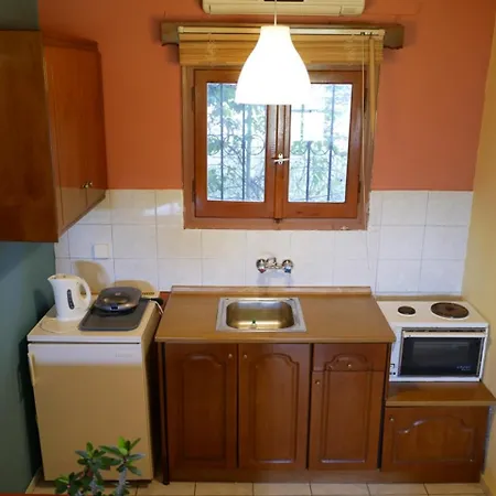 Hotel apartamentowy Marios Sidari (Corfu)