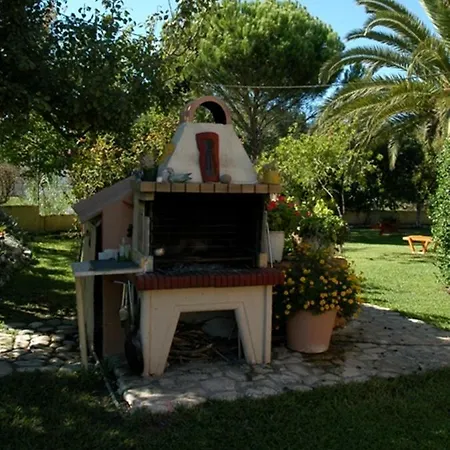 Marios Lejlighedshotel Sidárion